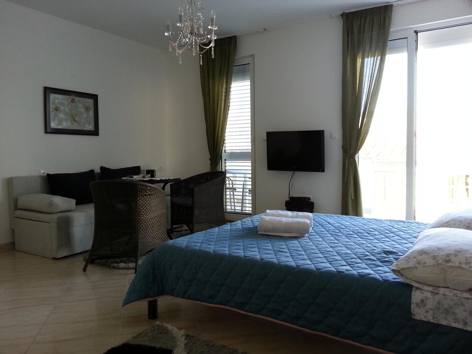 Villa Espero تروغير المظهر الخارجي الصورة