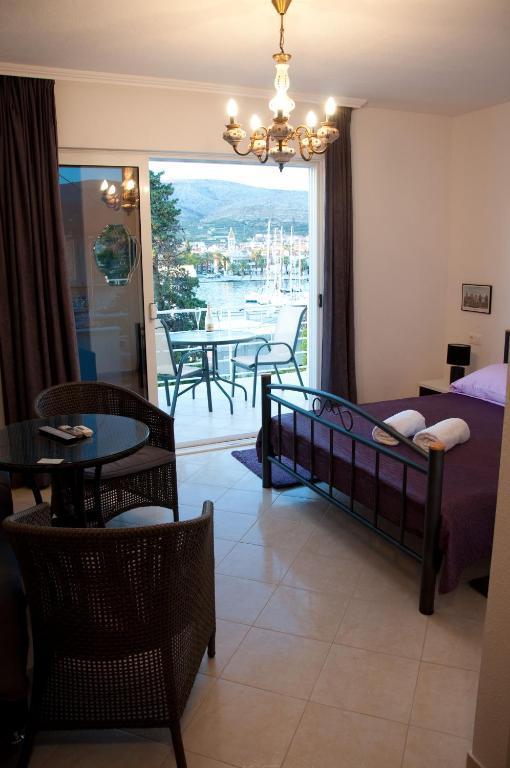 Villa Espero تروغير الغرفة الصورة
