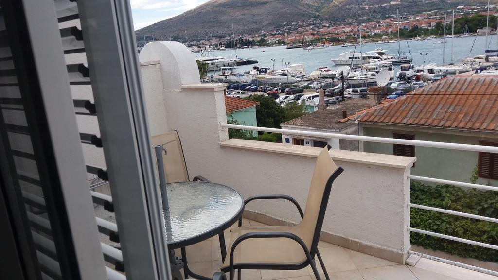 Villa Espero تروغير المظهر الخارجي الصورة