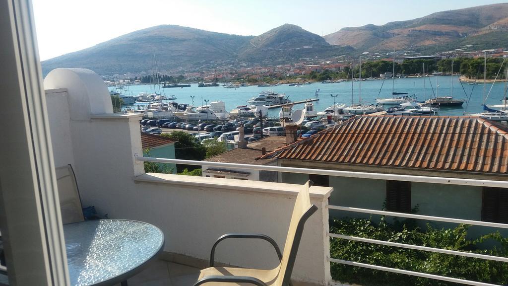 Villa Espero تروغير المظهر الخارجي الصورة