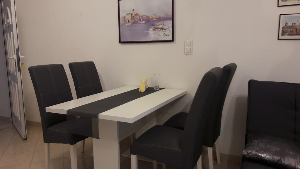Villa Espero تروغير المظهر الخارجي الصورة